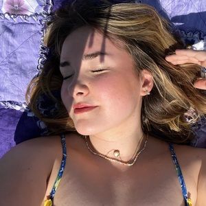 Meet your Posher, Monica